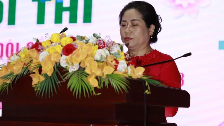 Hội thi “Đồng đội cắm hoa” nhân kỷ niệm 112 năm ngày Quốc tế phụ nữ (08/3/1910-08/3/2022)
