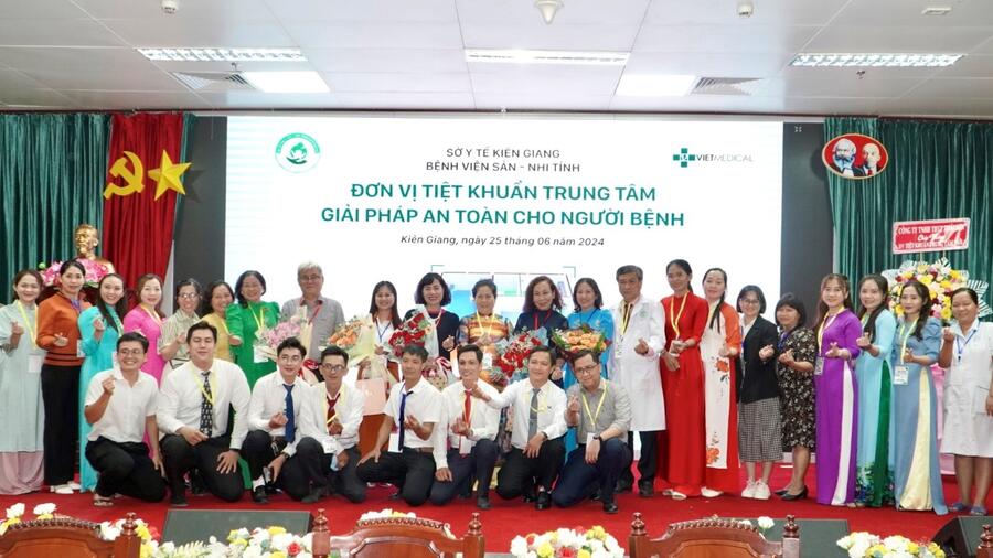 HỘI NGHỊ ĐƠN VỊ TIỆT KHUẨN TRUNG TÂM - GIẢI PHÁP AN TOÀN NGƯỜI BỆNH TẠI BỆNH VIỆN SẢN – NHI TỈNH KIÊN GIANG