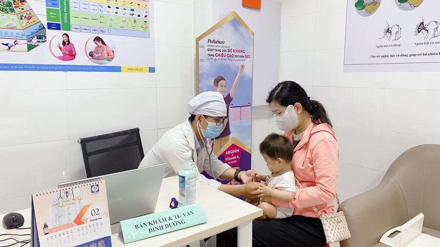 PHÒNG KHÁM DINH DƯỠNG – CHUYÊN GIA SÁT CÁNH  CÙNG SỨC KHỎE MẸ VÀ BÉ YÊU!
