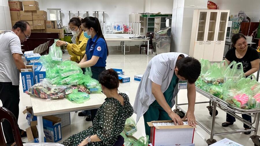 Sôi nổi hoạt động chào mừng Quốc tế Thiếu nhi tại  Bệnh viện Sản - Nhi tỉnh Kiên Giang