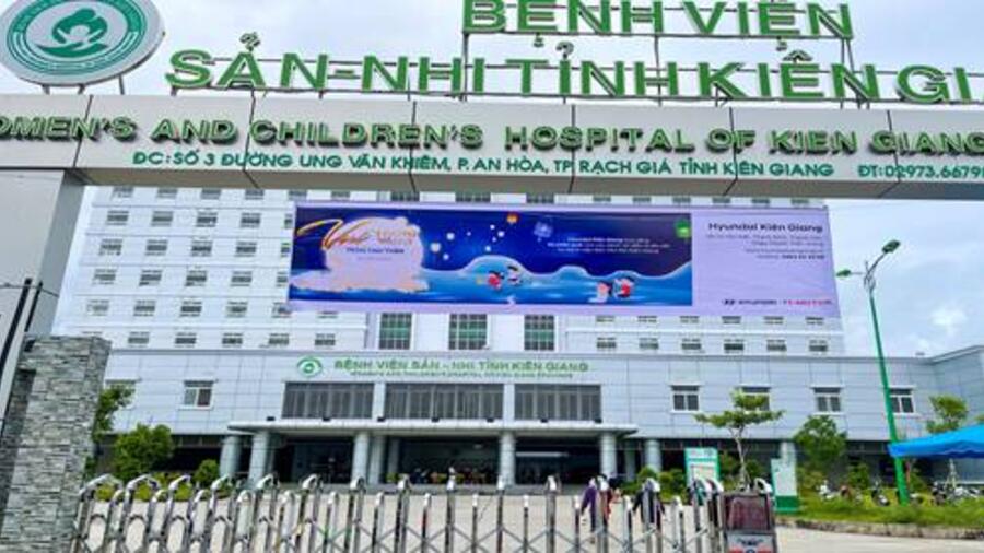 Tổ chức chương trình vui Tết Trung thu và tặng quà cho các cháu bệnh nhi đang điều trị   tại Bệnh viện
